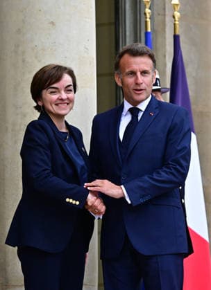 Le président d la République française Emmanuel Macron reçoit la Première ministre du Québec Christine Frechette au palais présidentiel de lÉlysée à Paris, France, le 18 mai 2026 Christian Liewig Bestimage French President Emmanuel Macron receives the Premier of Quebec Christine Frechette at the Elysee Presidential Palace in Paris, France, on May 18, 2026 Paris France  Copyright: xChristianxLiewigx xBestimagexChristianxLiewigx xBestimagex