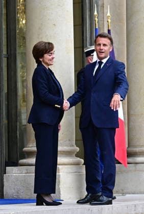 Le président d la République française Emmanuel Macron reçoit la Première ministre du Québec Christine Frechette au palais présidentiel de lÉlysée à Paris, France, le 18 mai 2026 Christian Liewig Bestimage French President Emmanuel Macron receives the Premier of Quebec Christine Frechette at the Elysee Presidential Palace in Paris, France, on May 18, 2026 Paris France  Copyright: xChristianxLiewigx xBestimagexChristianxLiewigx xBestimagex