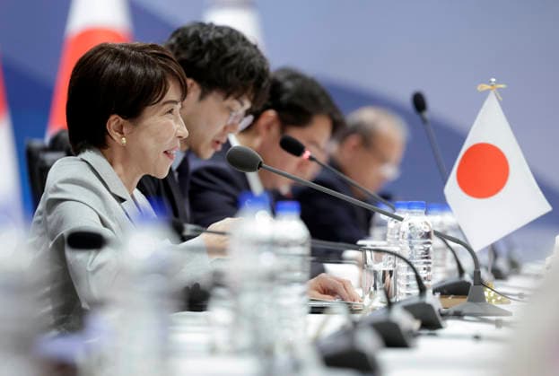 S. Korea-Japan summit talks S. Korea-Japan summit talks Japanese Prime Minister Sanae Takaichi (L) speaks to South Korean President Lee Jae Myung during their summit talks in Andong, North Gyeongsang Province, southeastern South Korea, on May 19, 2026. (Yonhap) 2026-05-19 16:18:52 < 1980-2026 YONHAPNEWS AGENCY. .> ¾Èµ¿½Ã °æ»óºÏµµ EDITORIAL USE ONLY  Copyright: xx PYH2026051916420031500 YonhapxNewsx yonphotos252407