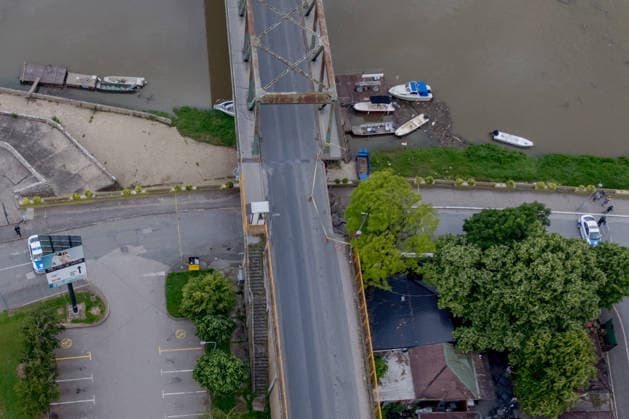 Collapse at GradiÅ¡ka border bridge over Sava River An aerial view shows the collapsed section of the cross-border bridge over the Sava River at the GradiÅ¡ka border crossing in Bosnia and Herzegovina, on May 19, 2026. The border crossing and nearby traffic were temporarily closed after part of the bridge collapsed shortly after midnight, with no injuries reported.  DejanxRakita PIXSELL