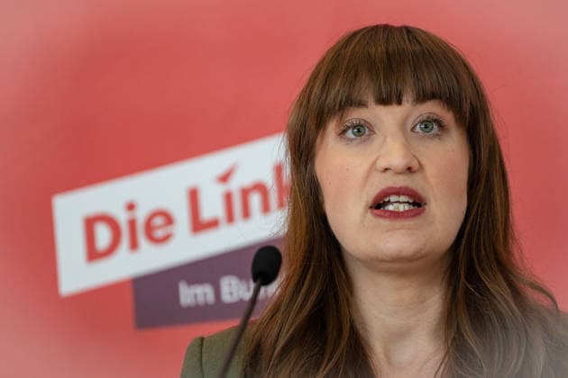 Fraktionsvorsitzende Heidi Reichinnek während ihres Pressestatements;Die Linke Statement im Deutschen Bundestag zu Beginn der Sitzungswoche, Berlin Berlin Deutschland ORTSANGABE