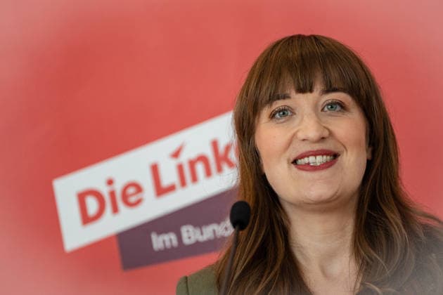 Fraktionsvorsitzende Heidi Reichinnek während ihres Pressestatements;Die Linke Statement im Deutschen Bundestag zu Beginn der Sitzungswoche, Berlin Berlin Deutschland ORTSANGABE