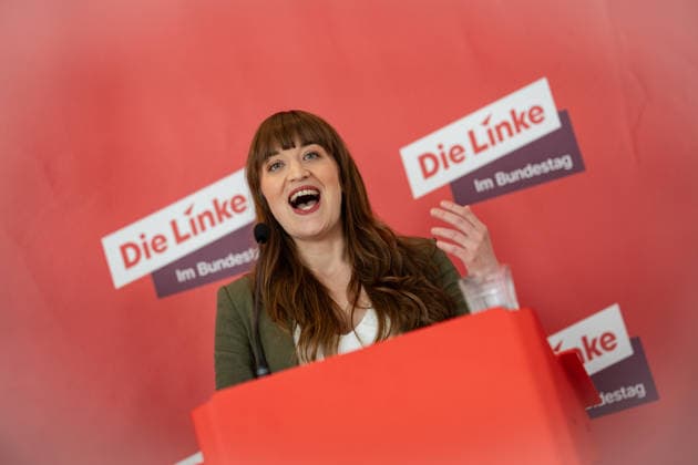Fraktionsvorsitzende Heidi Reichinnek während ihres Pressestatements;Die Linke Statement im Deutschen Bundestag zu Beginn der Sitzungswoche, Berlin Berlin Deutschland ORTSANGABE