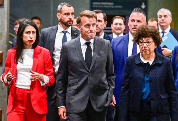 President Macron At REuse Economy Expo - Paris French President Emmanuel Macron visits the REuse Economy fair at Porte de Versailles exhibition centre in Paris, France, on May 19, 2026. Photo by Christian Liewig Pool ABACAPRESS.COM Paris France  Copyright: xLiewigxChristian Pool ABACAx