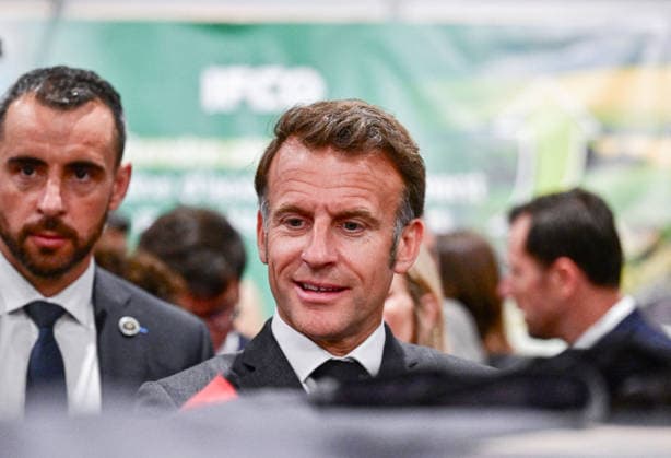 President Macron At REuse Economy Expo - Paris French President Emmanuel Macron visits the REuse Economy fair at Porte de Versailles exhibition centre in Paris, France, on May 19, 2026. Photo by Christian Liewig Pool ABACAPRESS.COM Paris France  Copyright: xLiewigxChristian Pool ABACAx