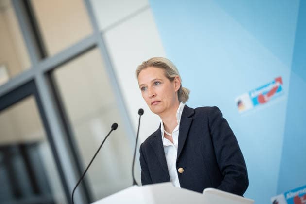 Partei- und Fraktionsvorsitzende Alice Weidel während des Pressestatements auf der Fraktionsebene des Deutschen Bundestags;Pressestatement der AfD-Partei- und Fraktionsvorsitzenden im Deutschen Bundestag zu Beginn der Sitzungswoche, Berlin Berlin Deutschland Bundestag