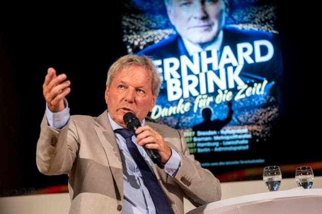 ABB BRINK- Bernhard Brink beim PK Termin zur neuen Konzerttour unter dem Motto Danke fuer die Zeit start ist im September 2027 , PK im Tennisclub 1899 e.V. Blau-Weiss in Berlin am19.05.2026 Berlin Deutschland