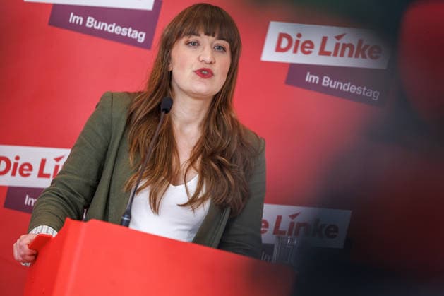 Statement Die Linke Heidi Reichinnek (Die Linke) bei einem Statement am 19.05.26 in Berlin. Berlin Berlin Deutschland Reichstag