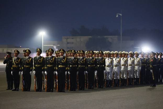 China Russia 9168925 19.05.2026 Chinese guards of honour stand in formation before the arrival of Russian President Vladimir Putin at Beijing Capital International Airport, China. Putin will pay an official visit to China on May 19-20 at the invitation of Chinese President Xi Jinping. Vladimir Smirnov Sputnik Beijing China  Copyright: xVladimirxSmirnovx