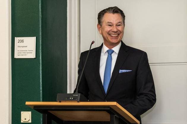 Amtseinführung von Tim Buschfort als neuer Direktor des Amtsgerichts ** NUR FÜR REDAKTIONELLE ZWECKE ** EDITORIAL USE ONLY **<p>19.05.2026 Feierliche Amtseinführung von Tim Buschfort als neuer Direktor des Amtsgerichts Andreas Vitek, Präsident des Landgerichts Kleve Deutschland NRW Moers Copyright: RainerxHoheisel