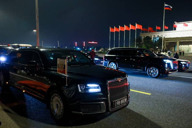 CHINA, BEIJING - MAY 19, 2026: Vehicles with Russian Presidential Standards are seen during a ceremony marking the arrival of Russia s President Putin at Beijing Capital International Airport (Shoudu). Russian President Putin s official visit to China coincides with the 25th anniversary of the Treaty of Good-Neighbourliness and Friendly Cooperation Between the People s Republic of China and the Russian Federation, which was signed on 16 July, 2001 Beijing China  - ZUMAt113 20260519_zaa_t113_563 Copyright: xVladimirxSmirnovx
