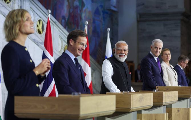 Politics, Diplomacy, Government PM meeting with the Prime Minister of Denmark, Ms. Mette Frederiksen in Oslo, Norway on May 19, 2026. India and the Nordic nations come together with a shared vision for innovation, green growth and global partnership as PM Narendra Modi meets Nordic leaders at the India Nordic Summit. Norway Copyright: xSeshadrixSukumarx