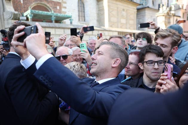 Hungarian PM Peter Magyar in Poland on his first international trip KRAKOW, POLAND - MAY 19: Hungarian Prime Minister Peter Magyar visits Wawel Castle during his first international trip in Krakow, Poland on May 19, 2026. Magyar began a two-day visit to Poland aimed at restoring bilateral ties strained by his predecessor s close relations with Moscow during Russia s attacks on Ukraine. Jakub Porzycki Anadolu Krakow Poland. Editorial use only. Please get in touch for any other usage.  Copyright: x2026xAnadoluxJakubxPorzyckix