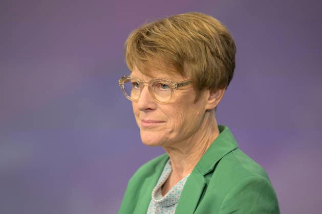 v.l.: Veronika Grimm (Wirtschaftsweise), GER, Berlin, Studio, zu Gast bei Maischberger, politische Talkshow, TV, Format, mit Moderatorin Sandra Maischberger, Das Erste, aus Adlershof Am Studio 20, 19. Mai 2026, Copyright: HMBxMedia UwexKoch