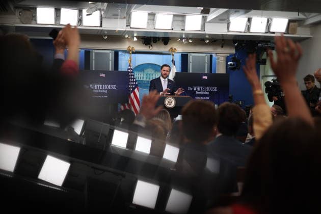 DC: White House Press Briefing with Vice President JD Vance United States Vice President JD Vance holds a press briefing in the James S Brady Press Briefing Room of the White House in Washington, DC, USA, on May 19, 2026. Credit: CNP AdMedia Washington District of Columbia United States of America EDITORIAL USE ONLY  Copyright: xx CNPx xAdMediax admphotostwo990876