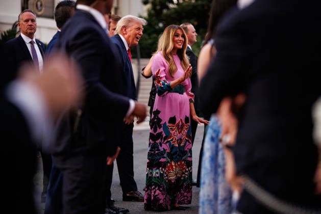 DC: President Donald Trump and First Lady Melania Trump Host Congressional Picnic at White House U.S. President Donald Trump and First Lady Melania Trump greet guests during the Congressional Picnic on the South Lawn of the White House on May 19, 2026 in Washington, D.C. (Photo by Samuel Corum Pool ABACAPRESS.COM) Washington DC United States  Copyright: xPool ABACAx