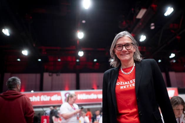 Christiane Benner, DGB-Kongress DEU, Deutschland, Germany, Berlin, 12.05.2026 Christiane Benner , Vorsitzende der Industriegewerkschaft IG Metall mit t-shirt Sozialstaatsretterin auf dem 23. Ordentlichen Bundeskongress Deutscher Gewerkschaftsbund DGB unter dem Motto Staerker mit uns in Berlin Deutschland en: Christiane Benner , chairwoman of the industrial union IG Metall Wearing a Social State Savior Sozialstaatsretter T-shirt at the 23rd Ordinary Federal Congress of the German Trade Union Confederation DGB held under the motto Stronger with Us in Berlin Germany .