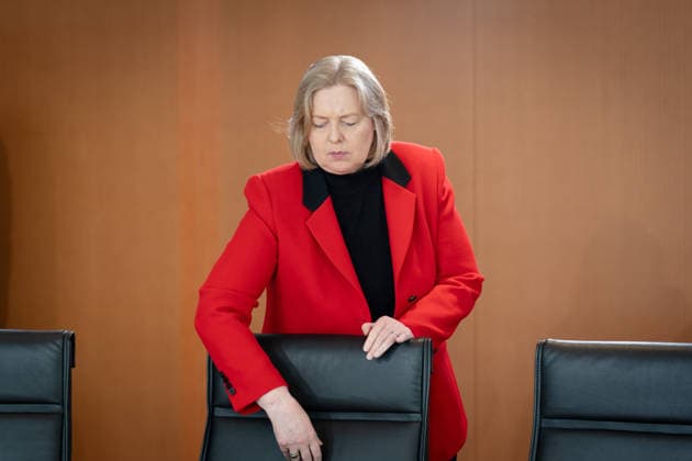 Kabinettsitzung, Bundesregierung, Auftakt Auftakt, Kabinettsitzung, Bundesregierung, Bärbel Bas, Bundesministerin, Arbeit, Soziales Berlin Berlin GER