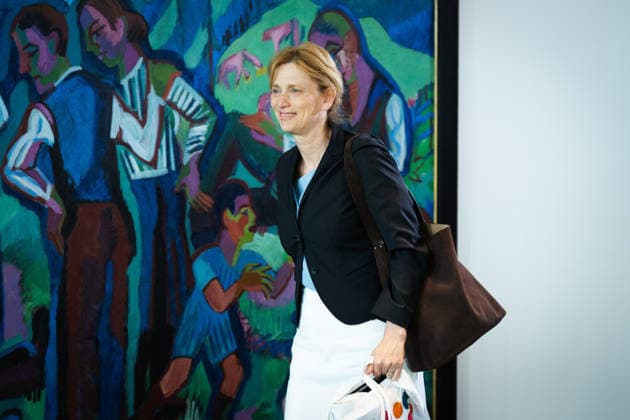 Kabinettsitzung, Bundesregierung, Auftakt Auftakt, Kabinettsitzung, Bundesregierung, Karin Prien, Bundesministerin, Bildung, Familie Berlin Berlin GER