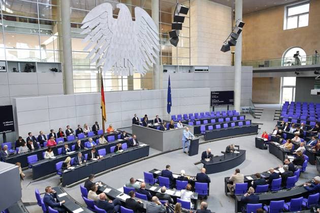 Berlin, Deutschland, 21.05.2026: Deutscher Bundestag: 80. Bundestagssitzung: Blick in den Plenarsaal zum Beginn der Sitzung, Jörn König (AfD) steht am Rednerpult Copyright: xdtsxNachrichtenagenturx dts_119697