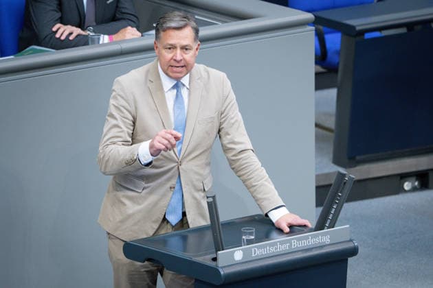 Deutscher Bundestag, 80. Plenarsitzung Stephan Mayer (CSU) im Portrait bei seiner Rede zum Tagesordnungspunkt Zusammenhalt durch Engagement - Ehrenamt bei der 80. Sitzung des Deutschen Bundestag in Berlin, 21.05.2026 Berlin Berlin Deutschland