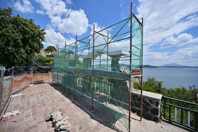 Foto IPP Felice De Martino Bacoli - Napoli - 21 05 2026 Scossa di terremoto nella zona dei Campi Flegrei nella foto una impalcatura per la messa in sicurezza dopo il crollo parziale dell Arco Belvedere di Baia ( intitolato a Maurizio Valenzi) - Italy Photo Press - World Copyrigh -