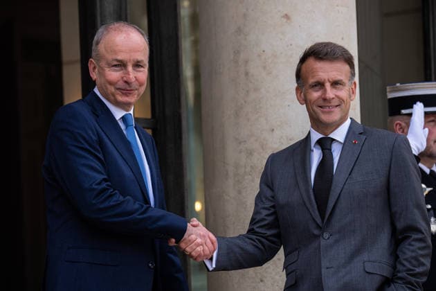 Meeting between France s President and Ireland s Prime Minister Aurelien Morissard MAXPPP MAXPPP Paris 21 05 2026 France s President Emmanuel Macron R welcomes Ireland s Prime Minister Micheal Martin ahead of their meeting at the Elysee Presidential Palace, in Paris on May 21, 2026 Aurelien Morissard MAXPPP Paris France  Copyright: xMAXPPPxAurelienxMorissard MAXPPPx MOR202605219581 MOR202605219581