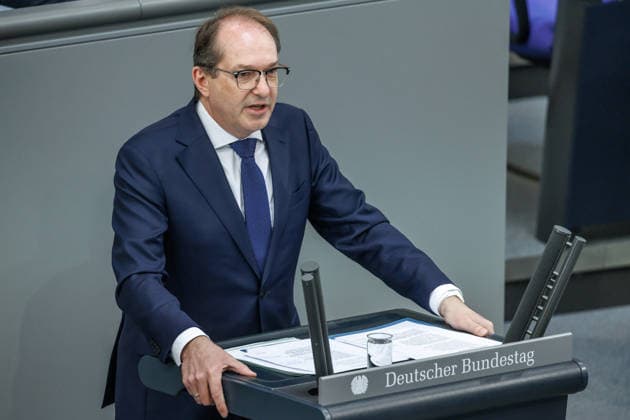 Bundestag Alexander Dobrindt (CSU), Bundesinnenminister im Deutschen Bundestag am 21.05.26 in Berlin. Berlin Berlin Deutschland Bundestag