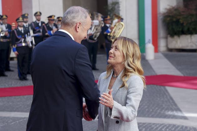 Giorgia Meloni - Micheal Martin meeting in Rome ROME, ITALY - MAY 22: Prime Minister of Italy Giorgia Meloni welcomes Ireland s Prime Minister Micheal Martin at Chigi Palace government office in Rome, Italy, on May 22, 2026. Riccardo De Luca Anadolu Rome Italy. Editorial use only. Please get in touch for any other usage.  Copyright: x2026xAnadoluxRiccardoxDexLucax