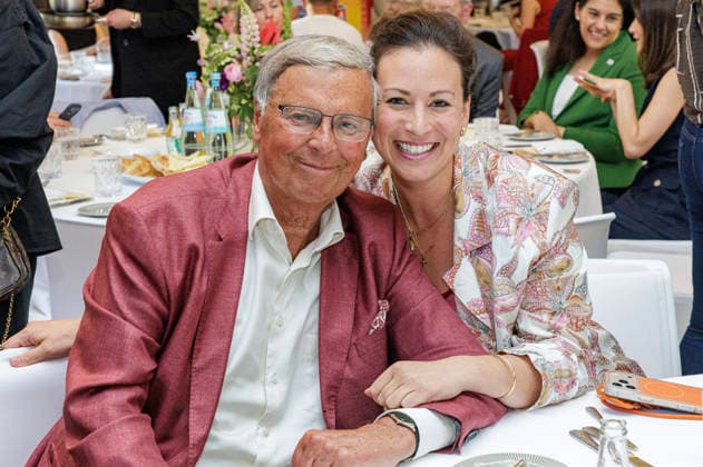 Wolfgang Bosbach mit Tochter Caroline Bosbach auf der Woche der türkischen Küche im Hotel Restaurant Diepeschrather Mühle von Nelson Müller. Bergisch Gladbach, 22.05.2026