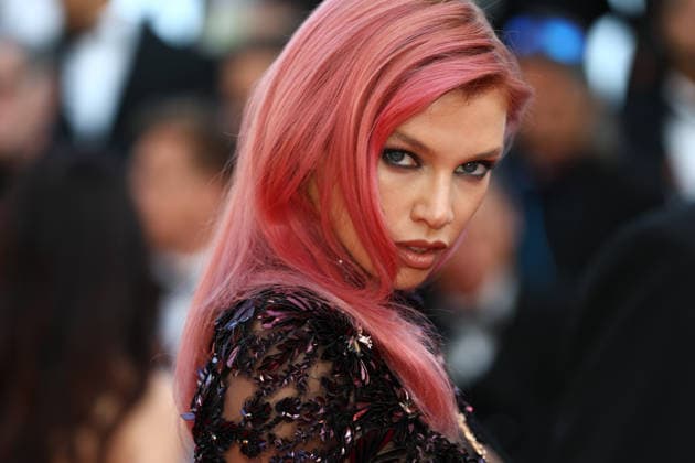 May 23, 2026, Cannes, Cote D azur, France: STELLA MAXWELL on the red carpet for the Closing Ceremony of the 79th Annual Cannes Film Festival at Palais des Festivals in Cannes, France Cannes France  - ZUMAc179 20260523_zep_c179_059 Copyright: xMickaelxChavetx