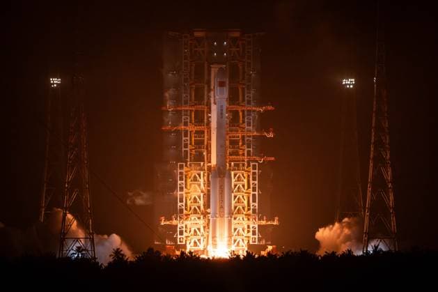 WENCHANG, CHINA - MAY 27: A Long March-7A carrier rocket carrying satellite blasts off from Wenchang Spacecraft Launch Site on May 27, 2026 in Wenchang, Hainan Province of China. Launched at 00:16 (Beijing Time) aboard a Long March-7A carrier rocket, the satellite has successfully entered its planned orbit. The launch marks the 645th mission of the Long March series carrier rockets.  Copyright: xVCGx 111644337689