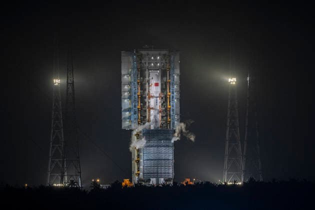 WENCHANG, CHINA - MAY 27: A Long March-7A carrier rocket carrying satellite is ready to blast off from Wenchang Spacecraft Launch Site on May 27, 2026 in Wenchang, Hainan Province of China. Launched at 00:16 (Beijing Time) aboard a Long March-7A carrier rocket, the satellite has successfully entered its planned orbit. The launch marks the 645th mission of the Long March series carrier rockets.  Copyright: xVCGx 111644298970