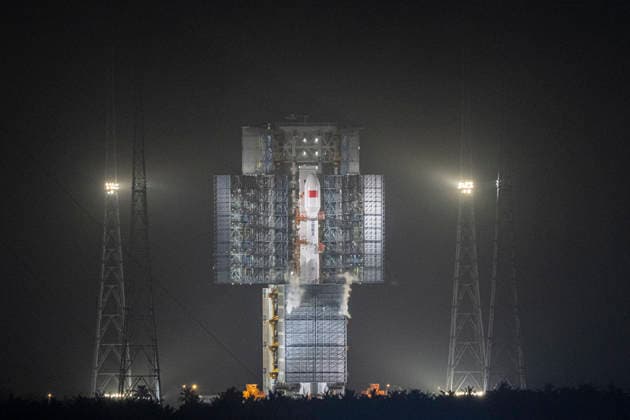 WENCHANG, CHINA - MAY 27: A Long March-7A carrier rocket carrying satellite is ready to blast off from Wenchang Spacecraft Launch Site on May 27, 2026 in Wenchang, Hainan Province of China. Launched at 00:16 (Beijing Time) aboard a Long March-7A carrier rocket, the satellite has successfully entered its planned orbit. The launch marks the 645th mission of the Long March series carrier rockets.  Copyright: xVCGx 111644298968
