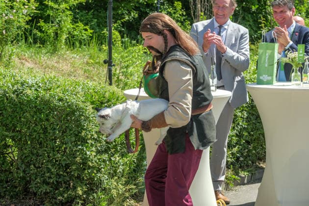 Eröffnung des neuen Themenbereichs Idefix Abenteuerland im Freizeitpark Belantis bei Leipzig. Der familienorientierte Erlebnisbereich rund um die bekannten Asterix-Figuren ist Teil der geplanten Weiterentwicklung des Parks zum zukünftigen Asterix-Park Deutschland. Eröffnung Idefix Abenteuerland