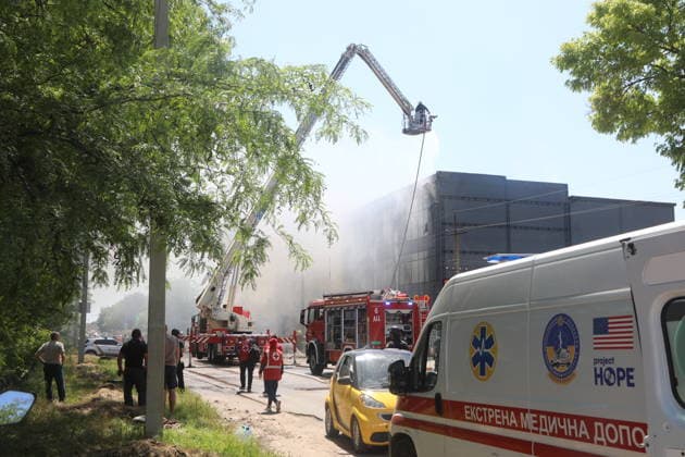 Russian attack injures 11 in Odesa ODESA, UKRAINE - MAY 27: Emergency services operate in the area where a Russian Shahed drone strike hit, injuring 11 people including two children in Odesa, Ukraine on May 27, 2026. Two stores and a post office were damaged in the attack. Arthur Shvits Anadolu Odesa Ukraine. Editorial use only. Please get in touch for any other usage.  Copyright: x2026xAnadoluxArthurxShvitsx
