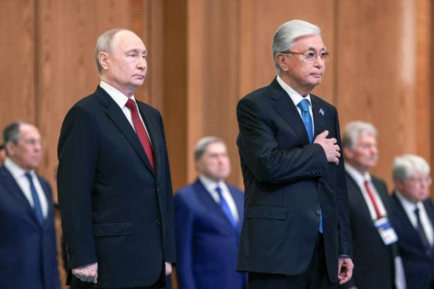 KAZAKHSTAN, ASTANA - MAY 28, 2026: Russia s President Vladimir Putin and Kazakhstan s President Kassym-Jomart Tokayev (L-R front) pose during a welcome ceremony at the Independence Palace Astana Kazakhstan  - ZUMAt113 20260528_zaa_t113_024 Copyright: xAlexanderxShcherbakx