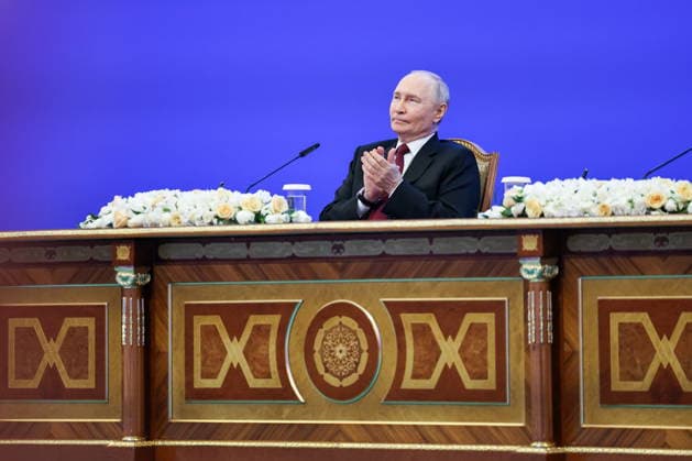 KAZAKHSTAN, ASTANA - MAY 28, 2026: Russia s President Vladimir Putin looks on during a ceremony to sign joint documents with Kazakhstan s President Kassym-Jomart Tokayev following Kazakh-Russian talks at the Independence Palace Astana Kazakhstan  - ZUMAt113 20260528_zaa_t113_237 Copyright: xAlexanderxKazakovx
