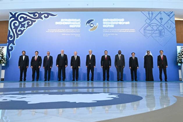 KAZAKHSTAN, ASTANA - MAY 29, 2026: Russia s President Vladimir Putin (5th L) attends a group photo ceremony at the 5th Eurasian Economic Forum Astana Kazakhstan  - ZUMAt113 20260529_zaa_t113_013 Copyright: xSergeixBobylevx