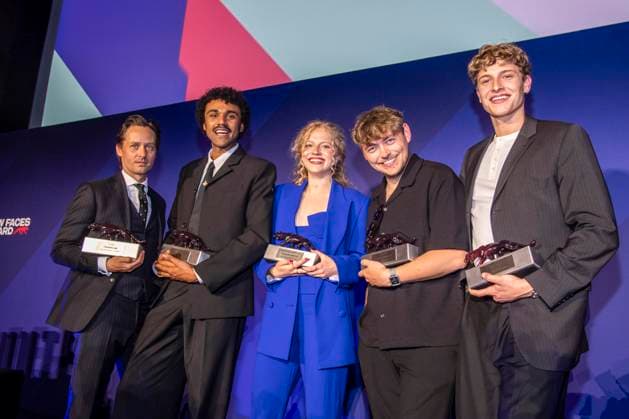 ABB NEWFACES- Tom Schilling, Langston Uibel, Kya-Celina Barucki, Marcel Philip Ginolas und Jonathan Kriener Preistraeger zu Gast auf der Party bei der Verleihung der Bunte New Faces Award Film im Delphi Filmpalast am Zoo am 28.05.2026 in Berlin Berlin Deutschland