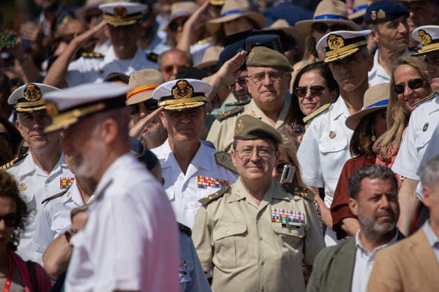 The King presides over the naval review and the dynamic exhibition on the occasion of the Armed Forces Day A group of military during the naval review and the dynamic exhibition on the occasion of the Armed Forces Day, on May 29, 2026, in Vigo, Pontevedra, Galicia Spain On the occasion of the Armed Forces Day 2026, the King presided over the naval review and the dynamic exhibition on the occasion of the Armed Forces Day 2026, the King presided over the naval review in which ships of the Navy and the Civil Guard sailed along the Vigo estuary and then moved to Samil Beach to attend the dynamic exhibition of naval air capabilities, which included maneuvers by the means of the Army, the Navy, the Spanish Army, the Spanish Civil Guard, the Span  Copyright: xAdrianxIragox 7559280