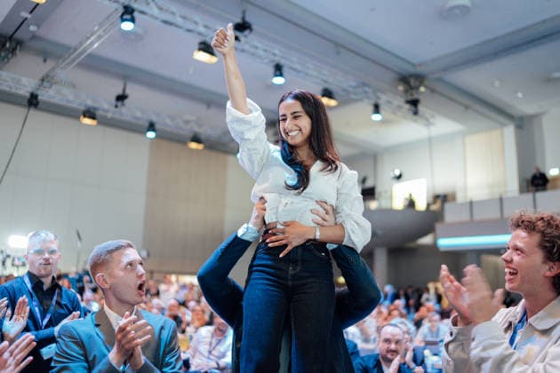 News Bilder des Tages Deutschland: Berlin, FDP, Freie Demokraten, Bundesparteitag, Nadin Zaya, Präsidium Copyright: xMilenaxRadatzx