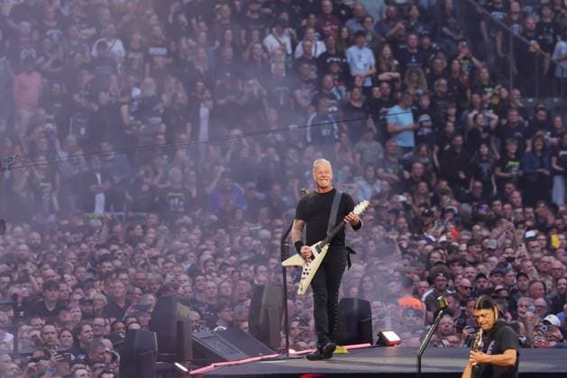 30.05.2026, Metallica im Konzert live im Olympiastadion, Berlin, Sänger und Gitarrist James Hetfield, Kirk Hammet, Lars Ulrich, Robert Trujilo, Berlin