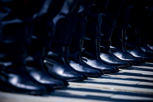 Stiefel von Soldaten des Wachbataillons der Bundeswehr, aufgenommen im Ehrenhof des Bundeskanzleramts. Berlin, 02.06.2026. Berlin Deutschland Copyright: xThomasxTrutschelx