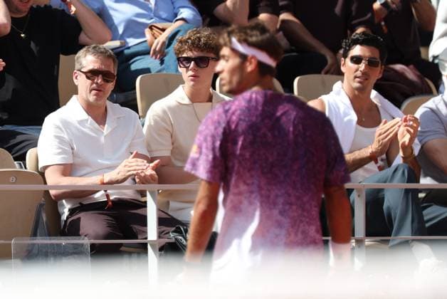 ROLAND GARROS PHOTOPQR LE PARISIEN Le Parisien Arnaud Journois PARIS 07 06 2026 Paris Stade Roland Garros, June 7, 2026 Tennis Internationaux de France de Roland Garros Mens singles Court Philippe Chatrier final Alexander Zverev vs Flavio Cobolli Guillaume Canet and his son, Marcel Photo Le Parisien Arnaud Journois PARIS France  Copyright: xPHOTOPQR LExPARISIEN MAXPPPxLexParisienx xArnaudxJournoisx 20260607LPA2134 20260607LPA2134