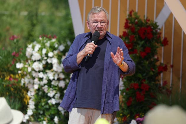 Immer wieder sonntags 2026-04 Bernd Stelter. ARD-Unterhaltungsshow Immer wieder sonntags. TV-Aufzeichnung und Live-Übertragung vom 21.06.2026 aus dem Wasserpark Rulantica, Rust. Baden-Württemberg, Deutschland.