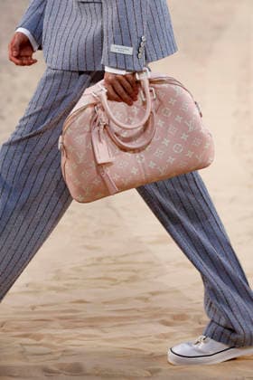 Louis Vuitton Mens Ready-to-Wear Spring Summer 2027 Fashion Show during Paris Fashion Week at the Cité Internationale Universitaire de Paris, France, on June 23, 2026 Bestimage Runway during the Louis Vuitton Men’s Spring Summer 2027 fashion show as part of Paris Fashion Week on June 23, 2026 in Paris, France Paris, France,detected_source_language Copyright: xAgencex xBestimagexAgencex xBestimagex