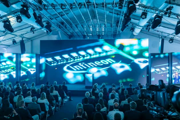 Infineon Eröffnung Infineon Smart Power FAB in Dresden eröffnet. Dresden Sachsen Deutschland