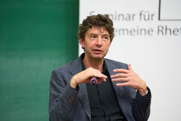 News Themen der Woche KW27 Tuebingen Christian Drosten erhaelt Auszeichnung Rede des Jahres 2025 der Universitaet Tübingen. Tuebingen 02.07.2026 Christian Drosten im Audimax, Neue Aula Tuebingen, 02.07.2026 Copyright: xEibner-Pressefoto ThomasxDingesx EP_TDS