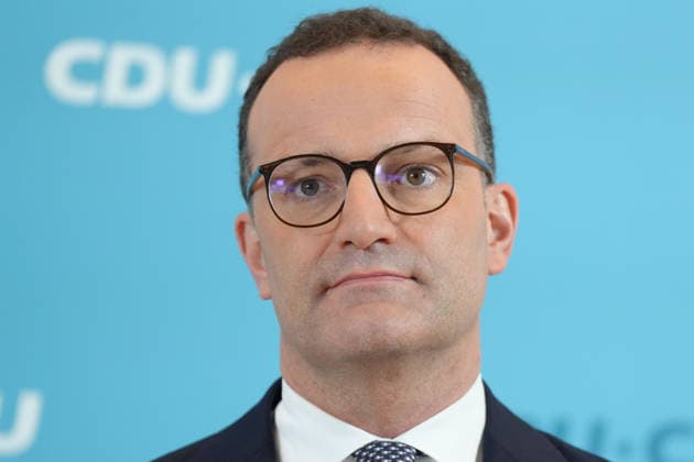 Pressekonferenz der CDU-CSU vor der Fraktionssitzung im Bundestag Jens Spahn (CDU) im Portrait bei der Pressekonferenz im Vorfeld der Fraktionssitzung im Bundestag, Berlin, 07.07.2026 Berlin Berlin Deutschland